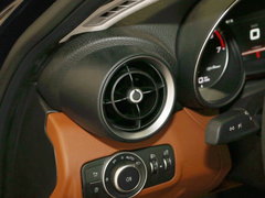 2017款 2.0T 200HP 豪华版