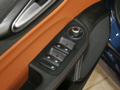 2017款 2.0T 200HP 豪华版