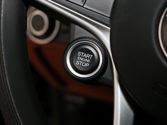 2017款 2.0T 200HP 豪华版
