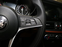 2017款 2.0T 200HP 豪华版