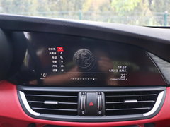 2017款 2.0T 200HP 豪华版