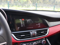 2017款 2.0T 200HP 豪华版