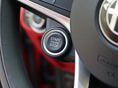 2017款 2.0T 200HP 豪华版