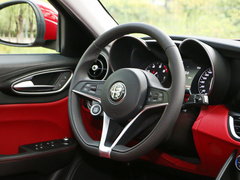 2017款 2.0T 200HP 豪华版