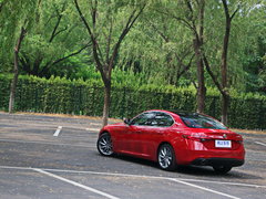 2017款 2.0T 200HP 豪华版