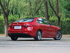 2017款 2.0T 200HP 豪华版