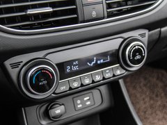 2017款 1.6L 自动悦心版DLX
