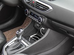 2017款 1.6L 自动悦心版DLX