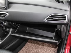 2017款 1.6L 自动悦心版DLX