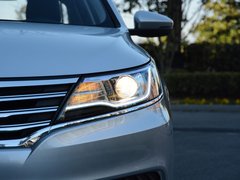 2017款 20T 自动互联网智尊版