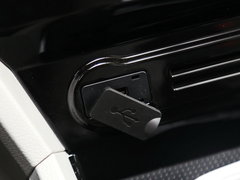 2017款 1.6L CVT旗舰型