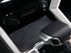 2017款 1.6L CVT旗舰型