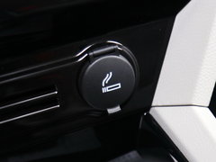 2017款 1.6L CVT旗舰型