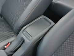 2017款 1.6L 自动舒适型
