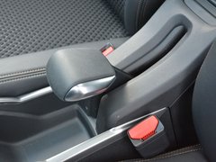 2017款 1.6L 自动舒适型