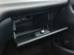 2017款 1.6L 自动舒适型