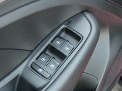 2017款 16T 自动旗舰互联网版