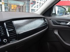 2017款 TSI380 7座四驱旗舰版