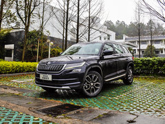 2017款 TSI380 7座四驱旗舰版