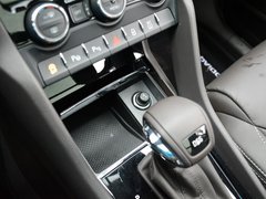 2017款 TSI380 7座四驱旗舰版