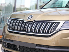 2017款 TSI330 7座两驱豪华科技版