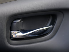 2017款 2.5 S/C HEV XV 四驱混动旗舰版