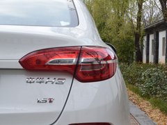 2017款 1.5T 自动旗舰型