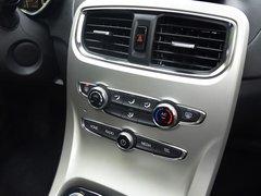 2017款 1.5T 自动旗舰型