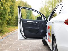 2017款 1.5T 自动旗舰型
