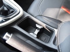 2017款 1.5T 自动旗舰型