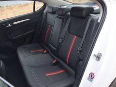 2017款 1.5T 自动旗舰型