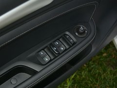 2017款 1.5T 自动旗舰型