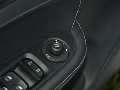 2017款 1.5T 自动旗舰型