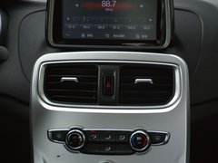 2017款 1.5T 自动旗舰型