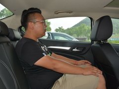 2017款 1.5T 自动旗舰型