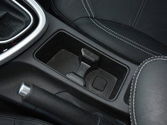 2017款 1.5L 自动豪华型