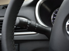 2017款 1.5L 自动豪华型