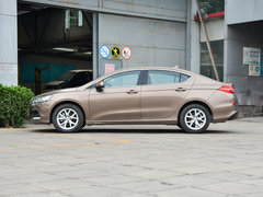 2017款 1.5L 自动豪华型