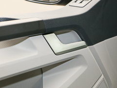 2017款 2.0TSI 四驱舒适版8座