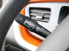 2017款 1.3L 自动玩家版