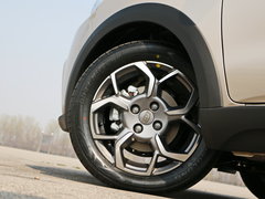 2017款 1.3L 自动玩家版