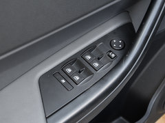 2017款 三厢 1.6L 手动致享型