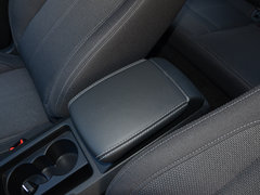 2017款 三厢 1.6L 手动致享型