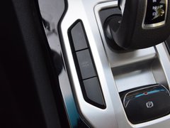 2017款 三厢 EV300 尊贵型