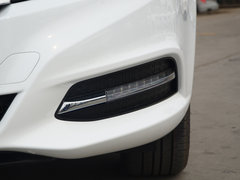 2017款 三厢 EV300 精英型