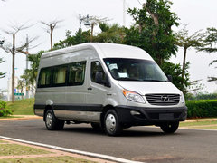 2017款 2.0T 短轴中顶星商旅轻型客车