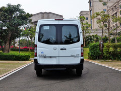 2017款 1.9T 短轴中顶星物流厢式运输车