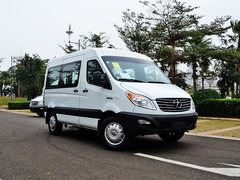 2017款 1.9T 短轴中顶星物流厢式运输车