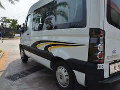 2017款 1.9T 短轴中顶星物流厢式运输车