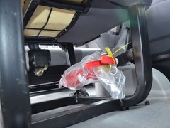 2017款 1.9T 短轴中顶星物流厢式运输车